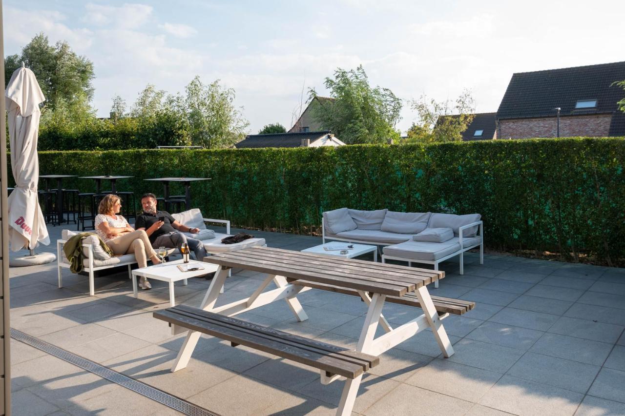 Logies Ternier Acomodação com café da manhã Nieuwpoort Exterior foto